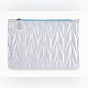 FREE W/ ANY PURCHASE!!!🩶